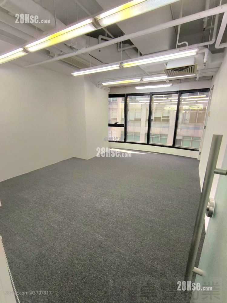 華匯廣場 租盤 1 房 , 2 廁所 3,011 平方呎