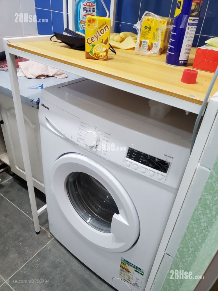 Yau Fook Building Rental 4 Bedrooms , 1 Bathroom 70 ft²