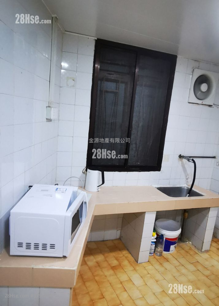 赤泥坪 租盤 3 房 , 1 浴室 450 平方呎