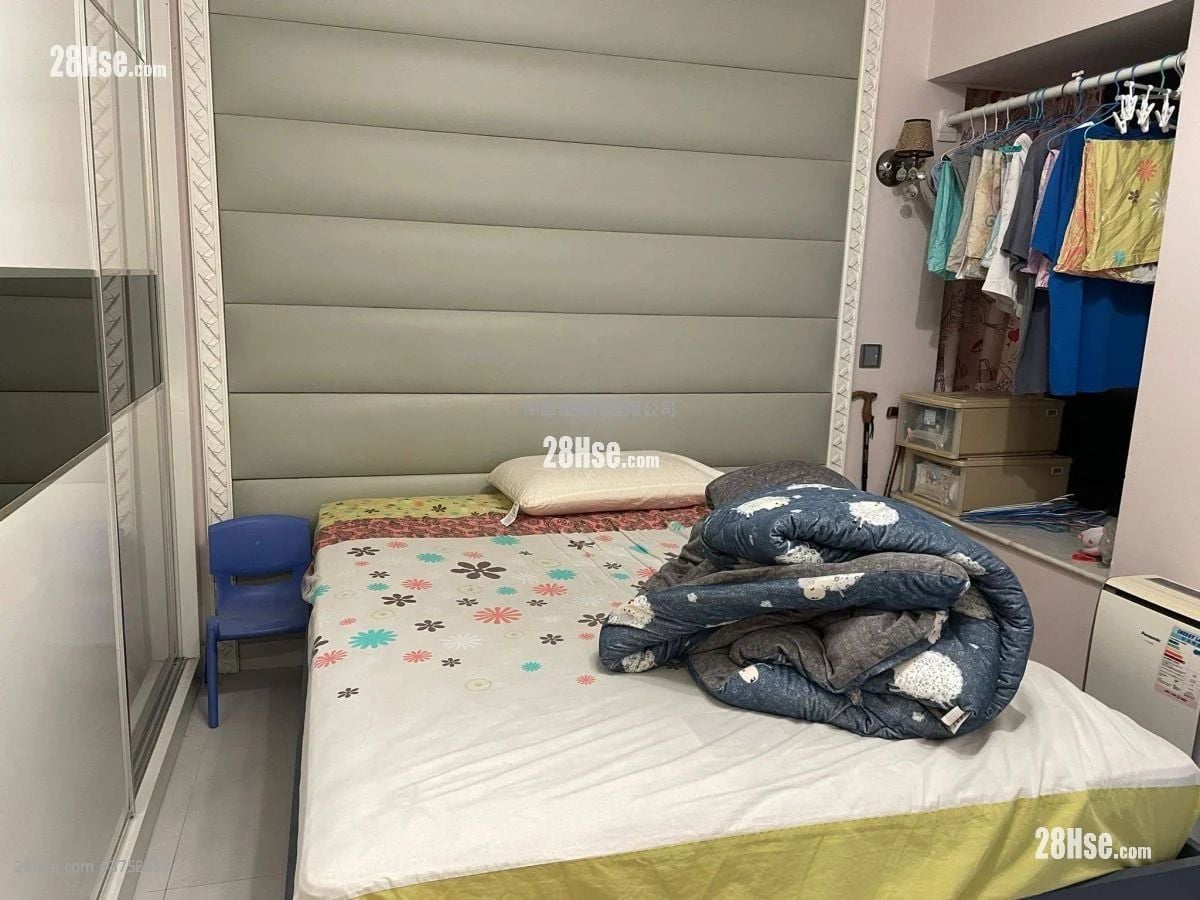 Bayview Garden Sell 3 Bedrooms , 2 Bathrooms 702 ft²