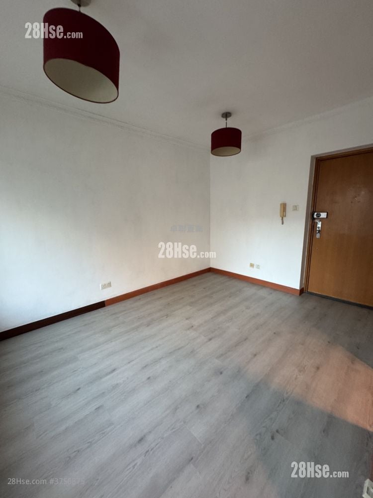 花园广场 租盘 开放式间隔 , 1 浴室 214 平方尺