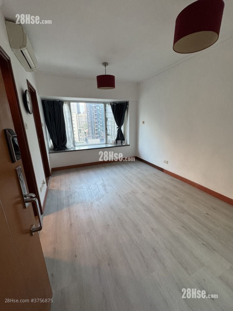 花园广场 租盘 开放式间隔 , 1 浴室 214 平方尺