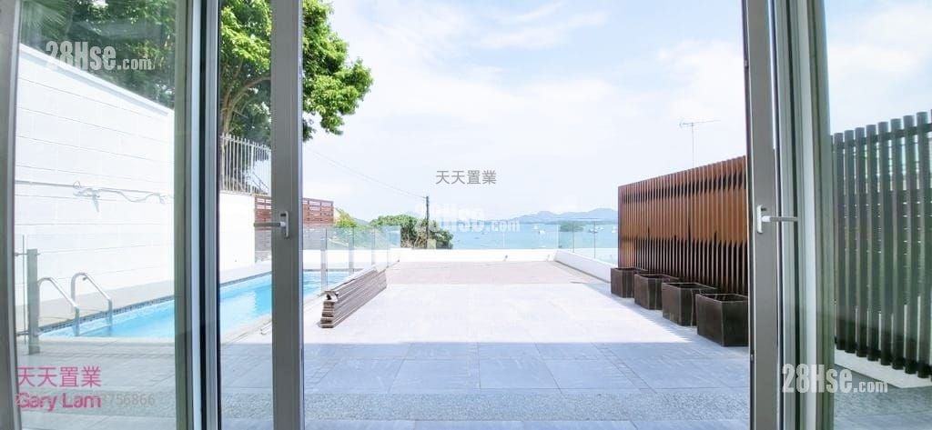 Violet Garden Rental 5+ Bedrooms , 4 Bathrooms 2,100 ft²