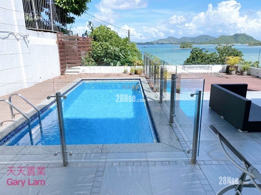 Violet Garden Rental 5+ Bedrooms , 4 Bathrooms 2,100 ft²