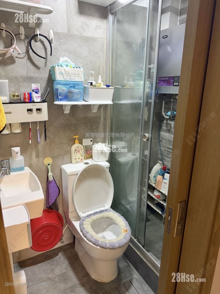 兆康苑 售盘 3 房 534 平方尺