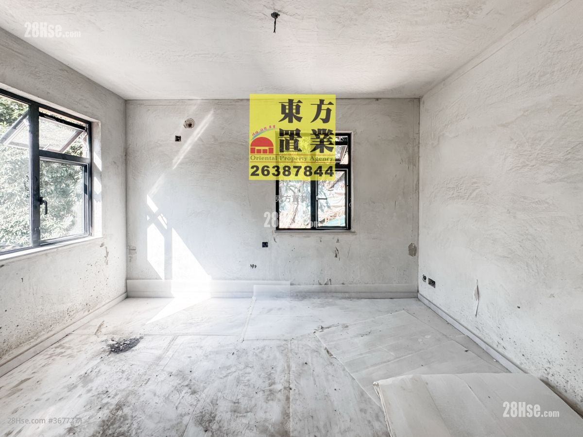 Village Sell 2 Bedrooms , 1 Bathroom 435 ft²