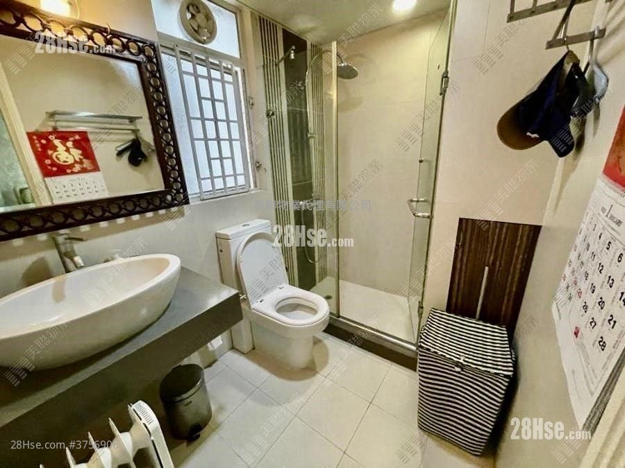 海逸豪園 售盤 3 浴室 900 平方呎