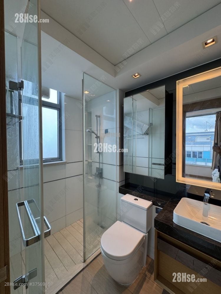 峻峦 售盘 1 房 , 1 浴室 405 平方尺