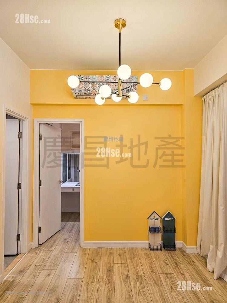 La Place De Victoria Rental 1 Bedroom , 1 Bathroom 396 ft²