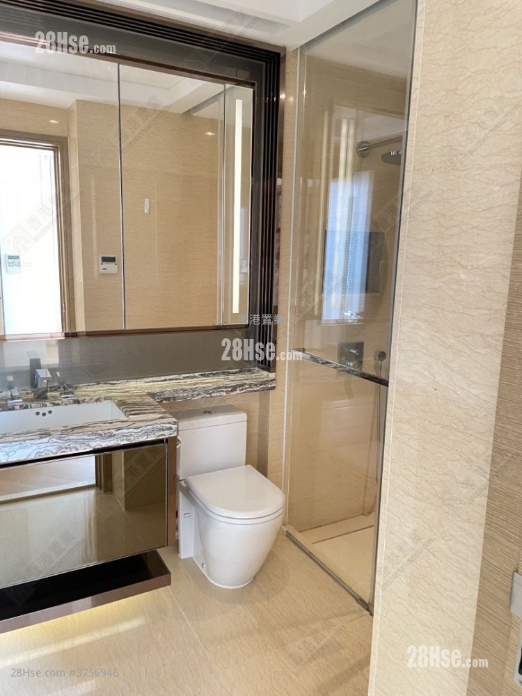 天玺 售盘 2 房 , 2 浴室 678 平方尺