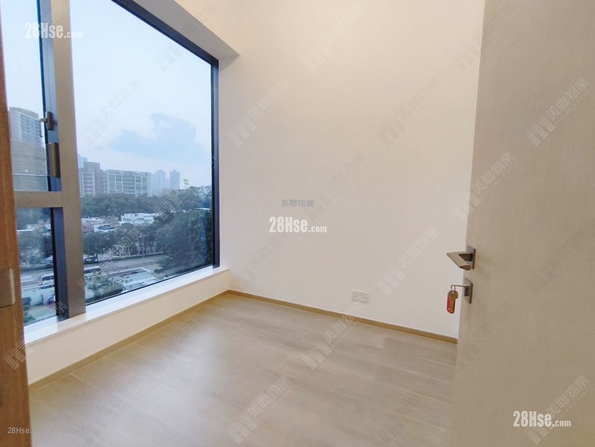 Nexus Grand Sell 1 Bedroom , 1 Bathroom 279 ft²