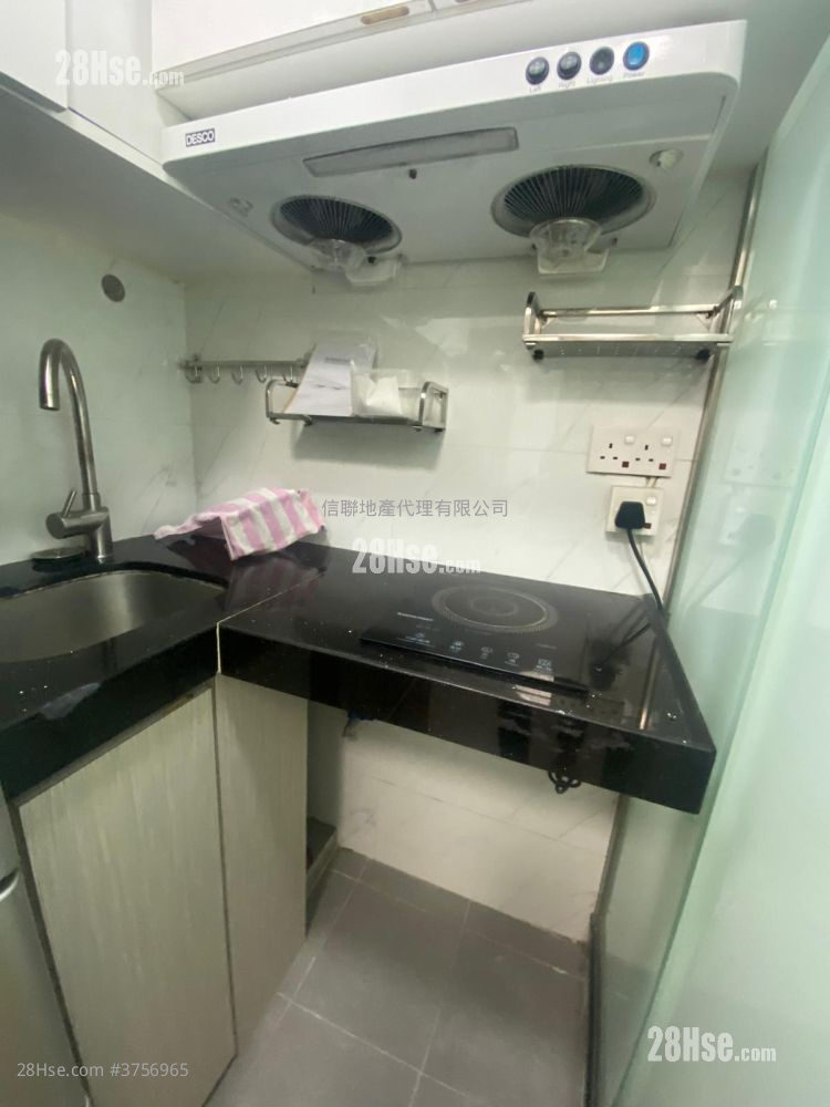 美輪大樓 租盤 150 平方呎