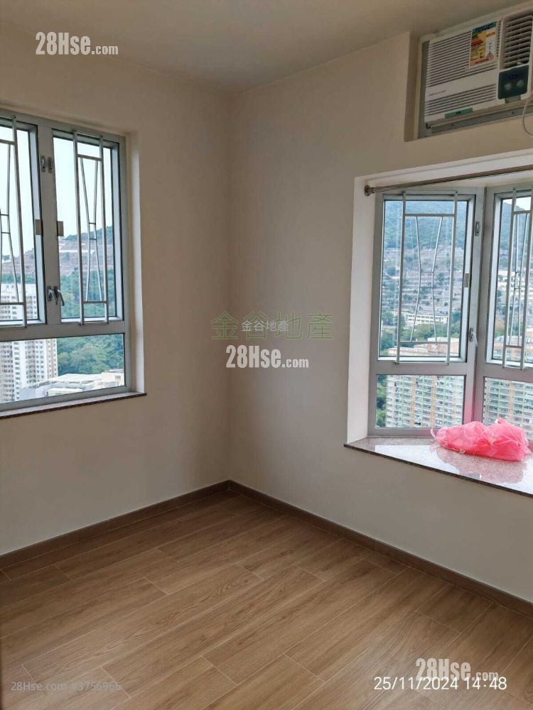 New Jade Garden Sell 3 Bedrooms , 1 Bathroom 589 ft²