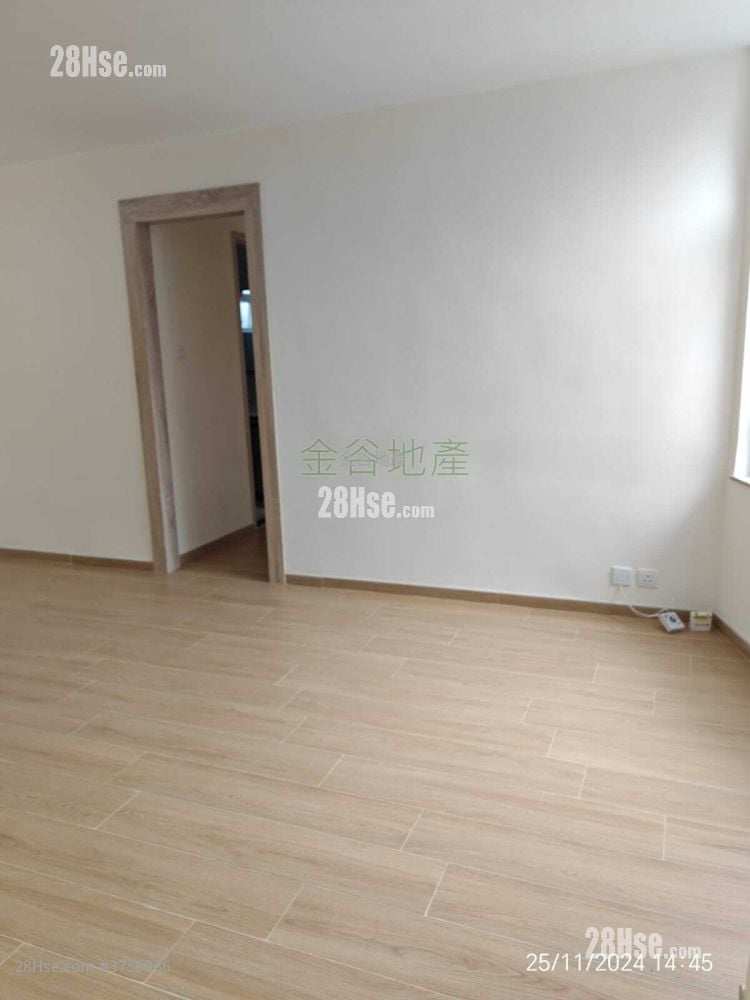 New Jade Garden Sell 3 Bedrooms , 1 Bathroom 589 ft²