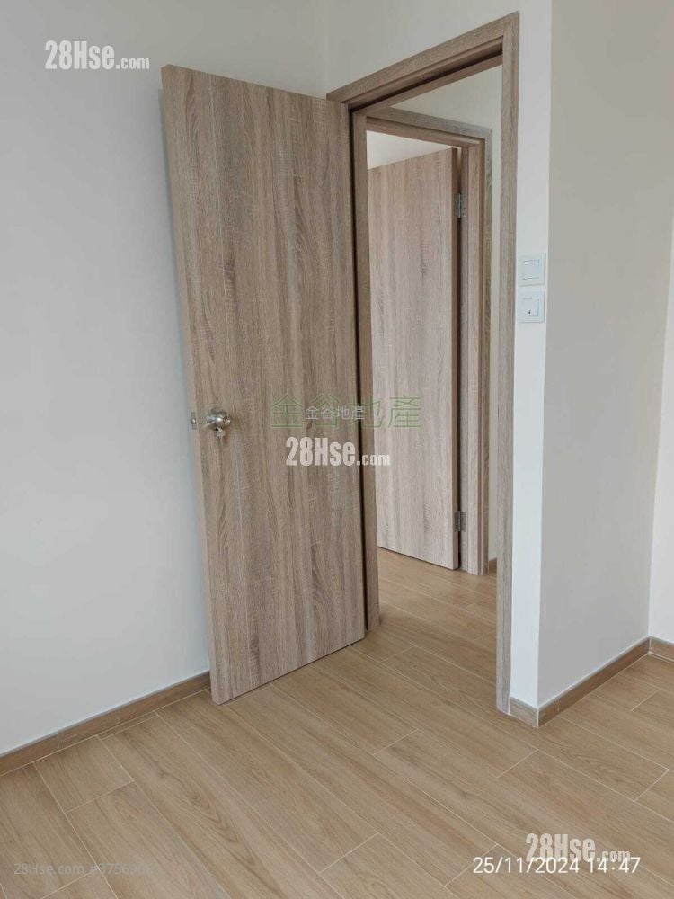 New Jade Garden Sell 3 Bedrooms , 1 Bathroom 589 ft²