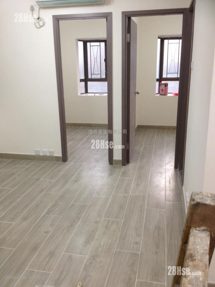 On Tai Mansion Sell 2 Bedrooms , 1 Bathroom 374 ft²