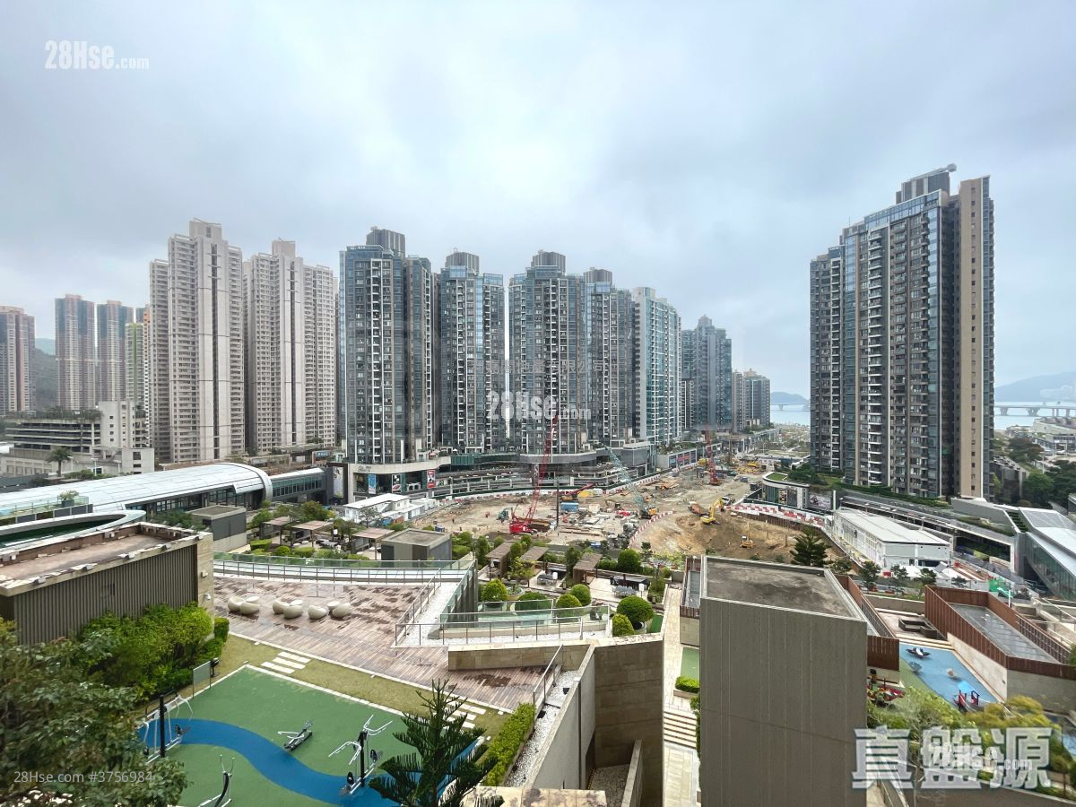 天晉 售盤 3 房 872 平方呎