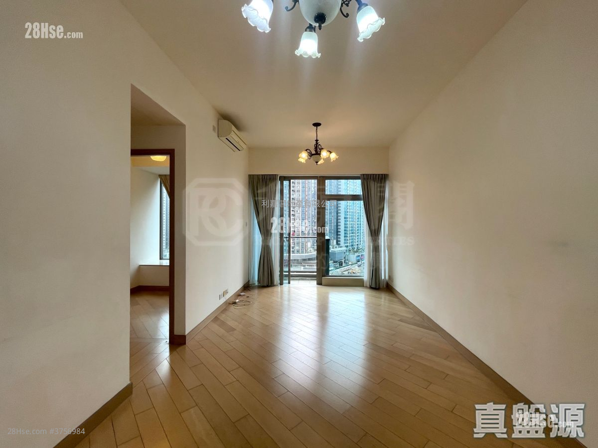 天晉 售盤 3 房 872 平方呎