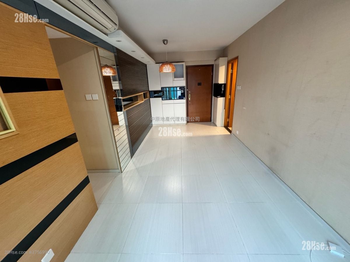 君傲灣 售盤 3 房 667 平方呎