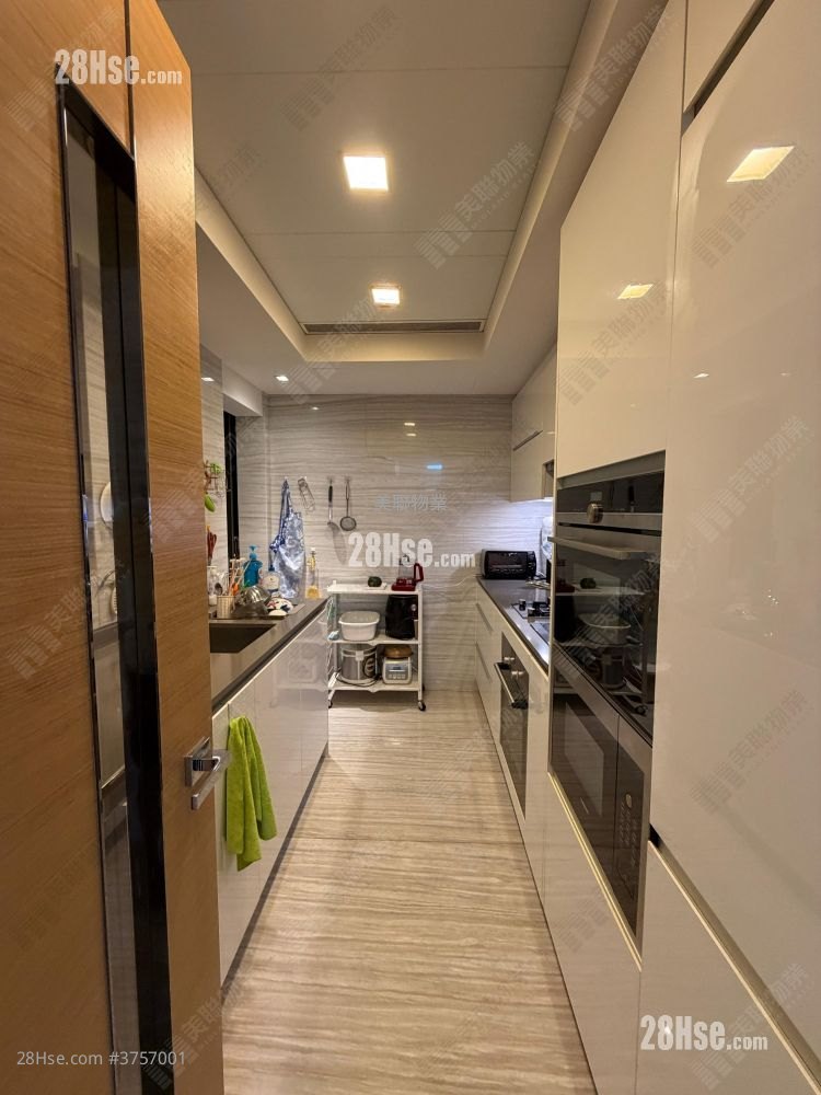 峻巒 租盤 4 房 , 2 浴室 1,020 平方呎