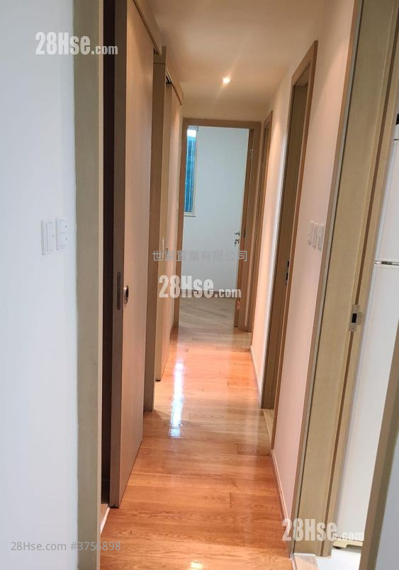 Harbour Place Sell 3 Bedrooms , 2 Bathrooms 593 ft²