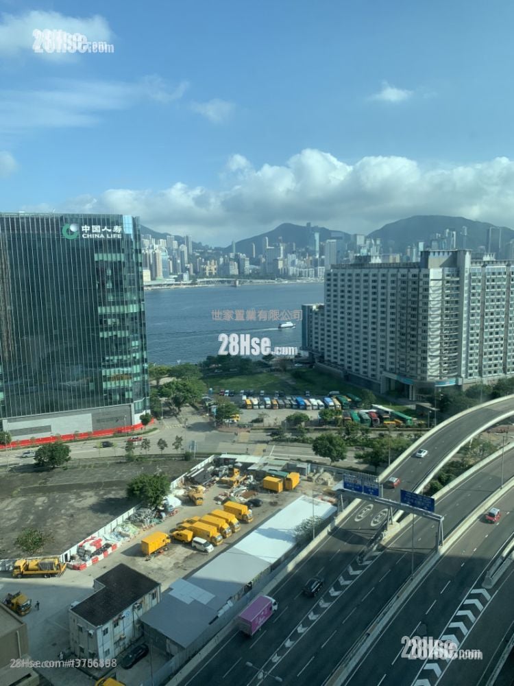 Harbour Place Sell 3 Bedrooms , 2 Bathrooms 593 ft²