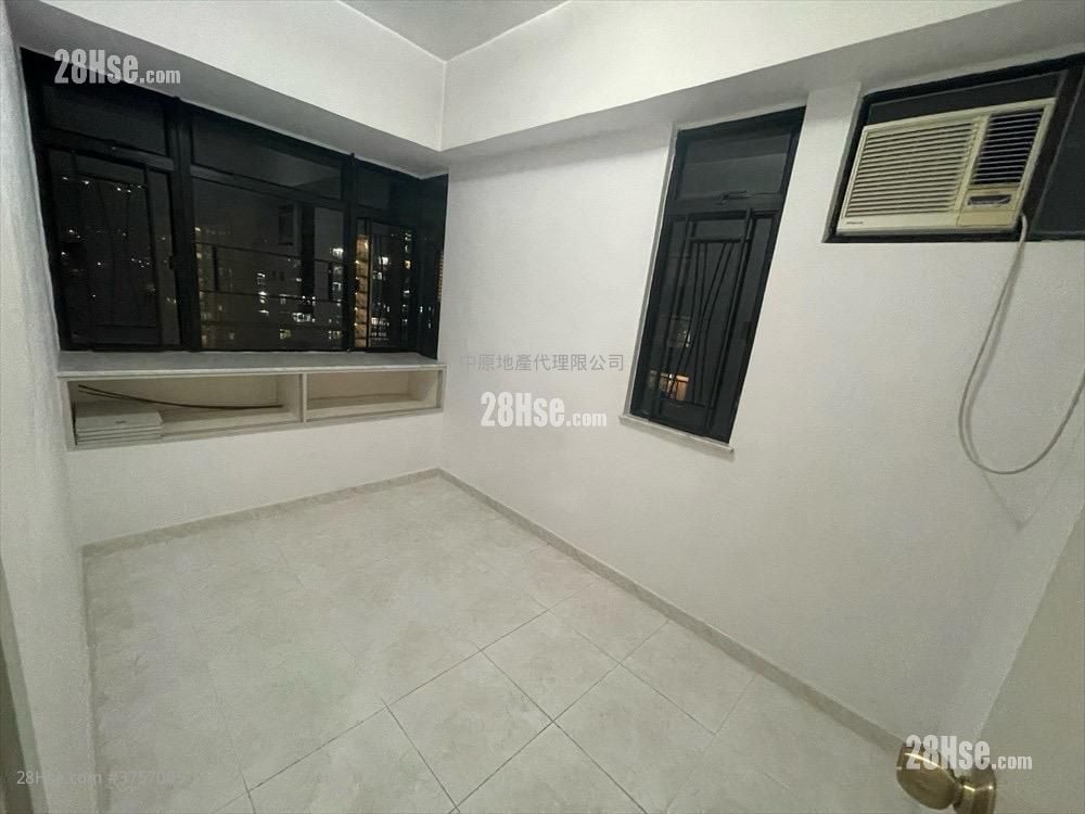 怡景園 售盤 3 房 , 1 浴室 505 平方呎