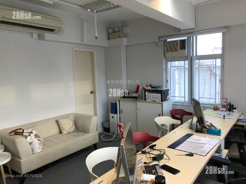 修顿商业大厦 租盘 290 平方尺