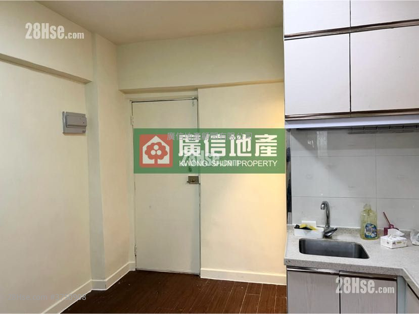 富貴大廈 租盤 2 房 , 1 浴室 304 平方呎