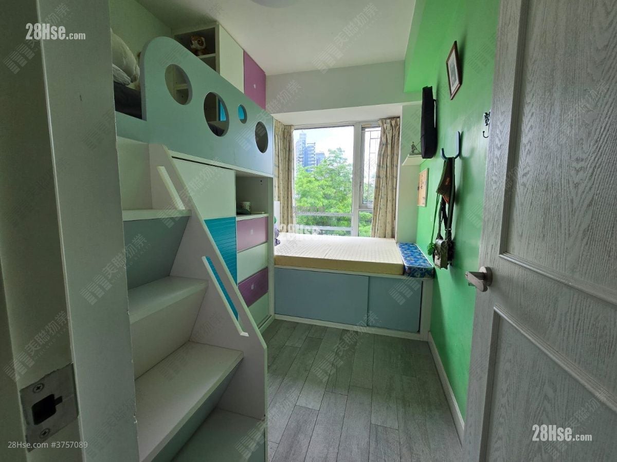 睡房 1: 帝琴湾 售盘 3 房 , 3 浴室 1,140 平方尺