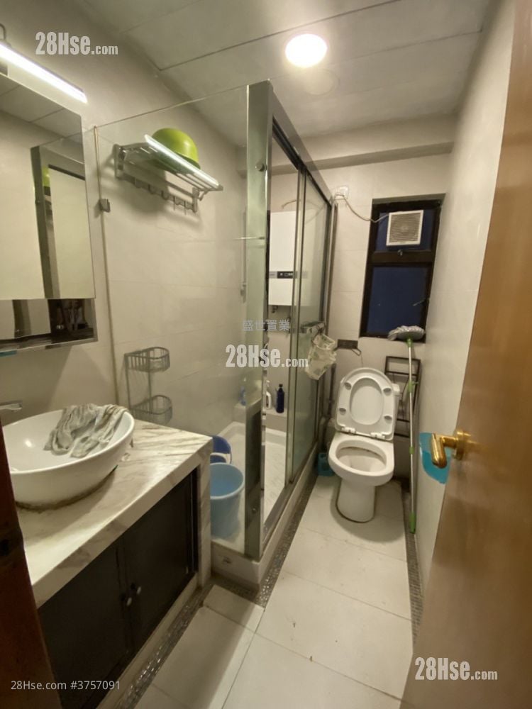 Parc Royale Sell 3 Bedrooms , 3 Bathrooms 763 ft²