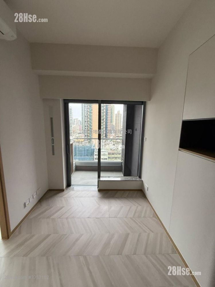 Eight Southpark Rental 1 Bedroom , 1 Bathroom 262 ft²