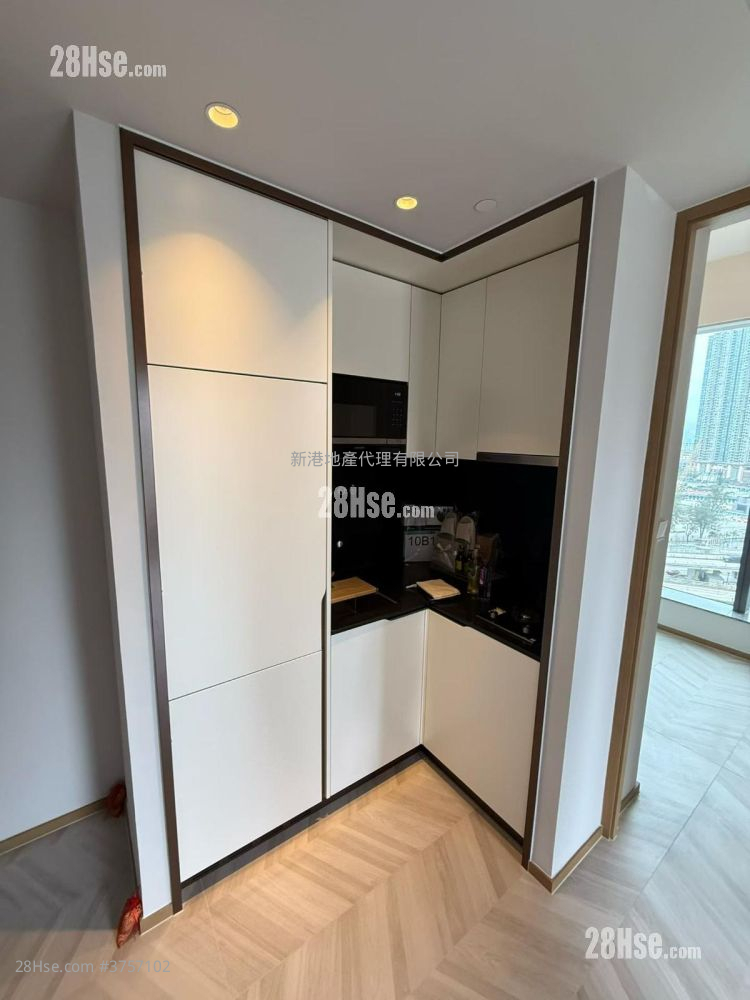 Eight Southpark Rental 1 Bedroom , 1 Bathroom 262 ft²