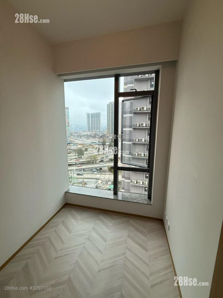 Eight Southpark Rental 1 Bedroom , 1 Bathroom 262 ft²