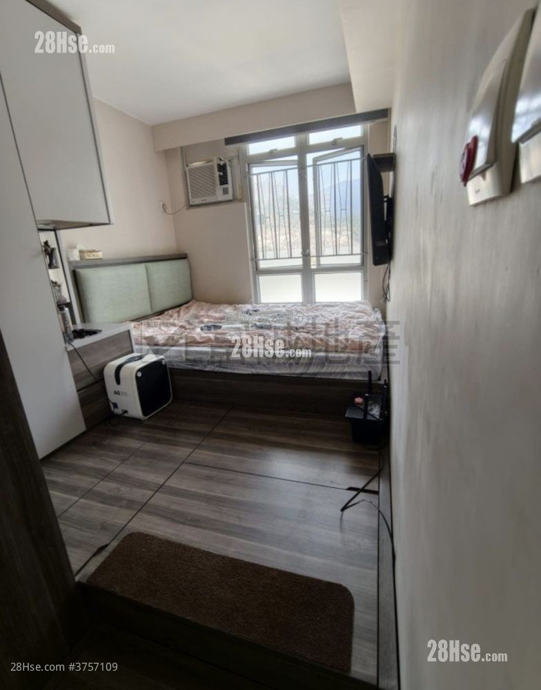 彩峰苑 售盤 2 房 , 1 浴室 597 平方呎