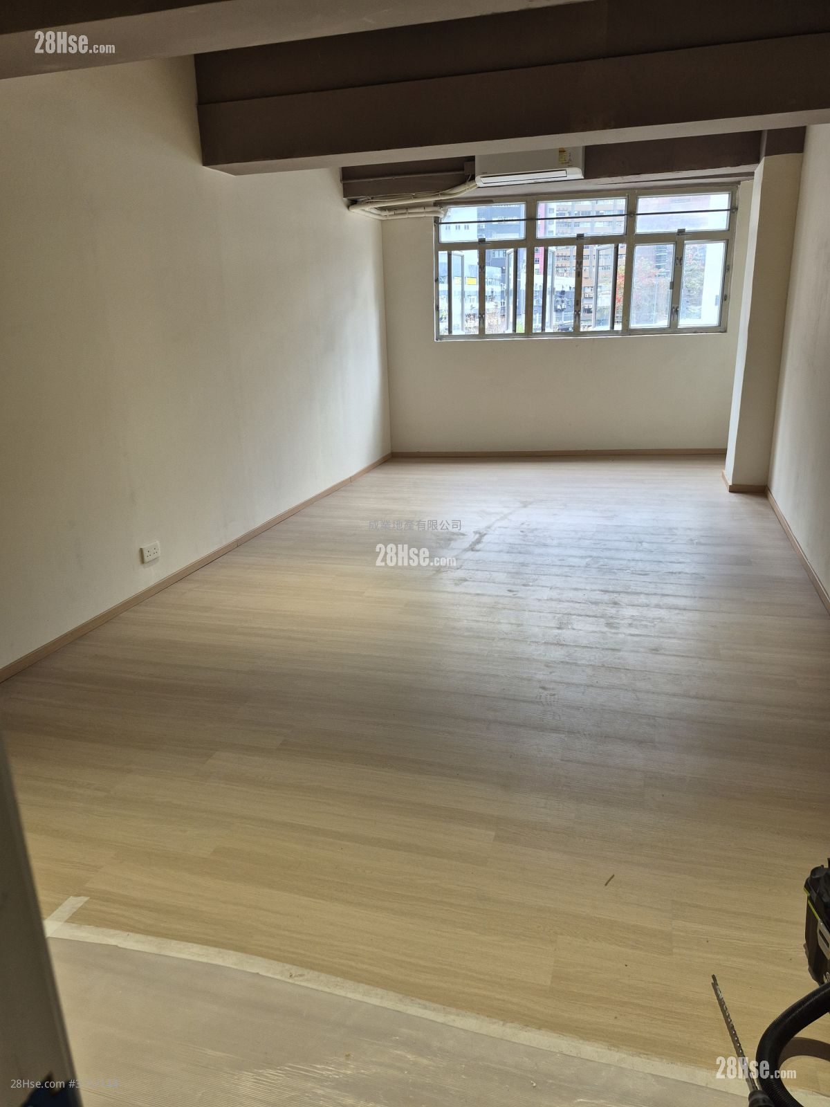 百勝工廠大廈 租盤