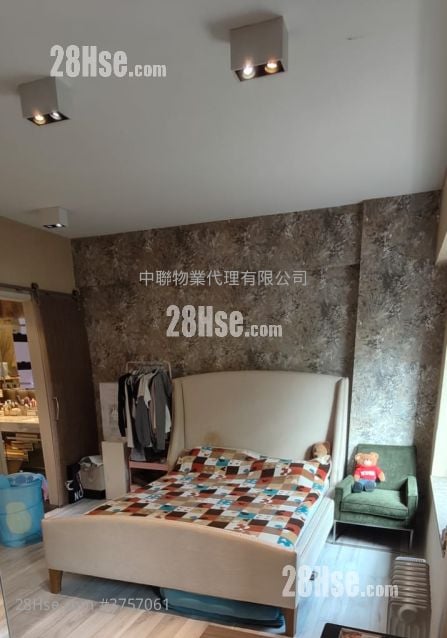 曉翠山莊 售盤 809 平方呎