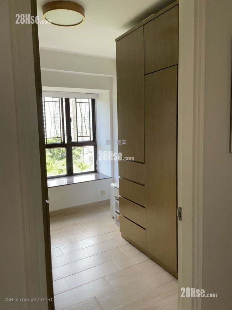 聚龍居 售盤 3 房 , 3 浴室 942 平方呎