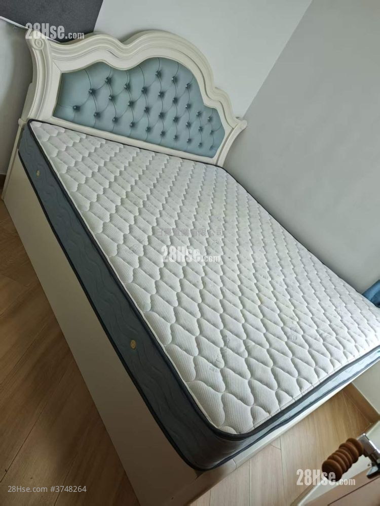 Noble Hill Rental 3 Bedrooms , 1 Bathroom 620 ft²