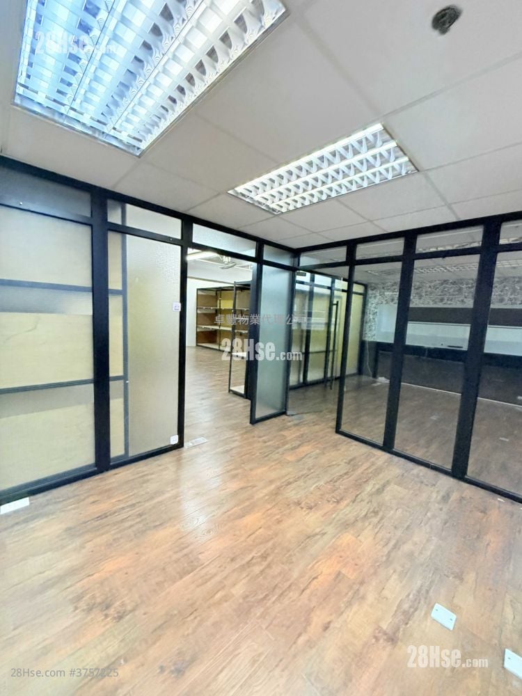 香港工業中心 租盤 2 房 , 2 廁所 1,800 平方呎