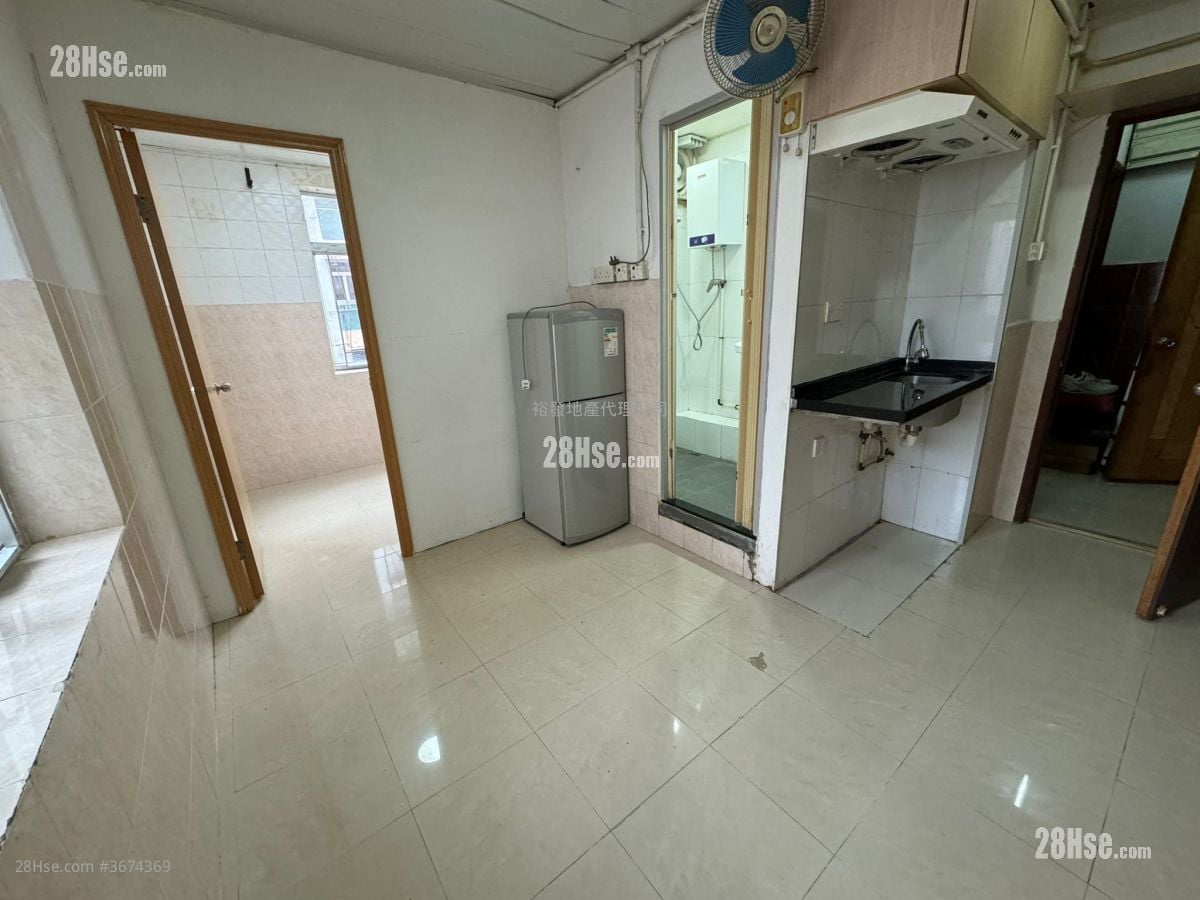 永信大厦 租盘 1 房 180 平方尺