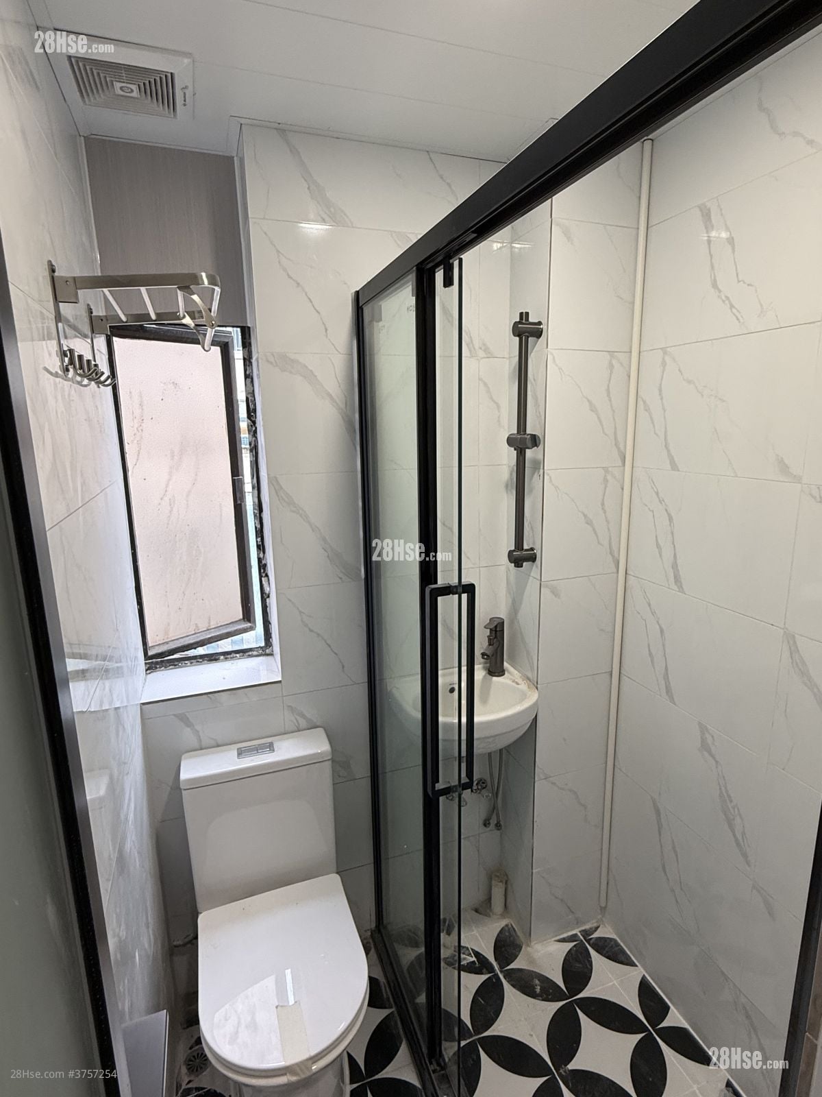 148 Castle Peak Road Rental Studio 400 ft²