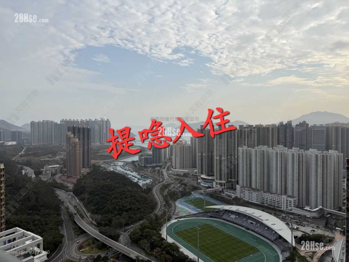 蔚藍灣畔 租盤 4 房 , 2 浴室 950 平方呎