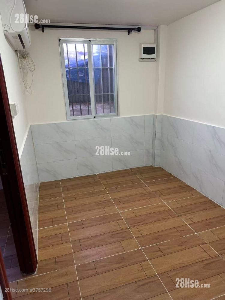 村屋 租盤 2 房 , 1 浴室