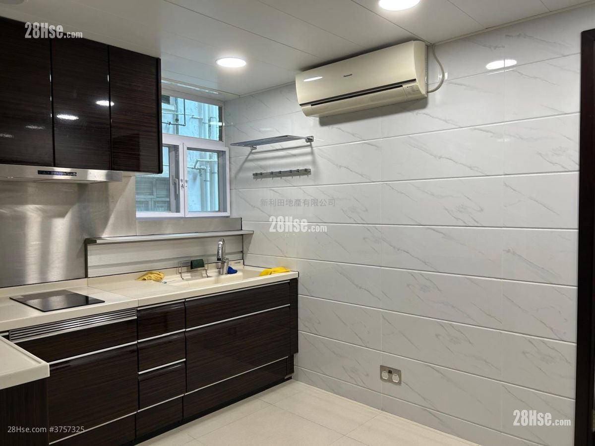 黄泥涌道157-159号 售盘 2 房 , 2 浴室 756 平方尺