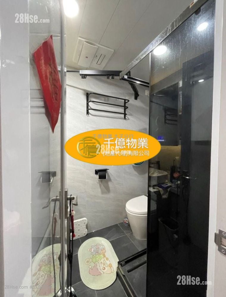 Hoi Lok Court Sell 2 Bedrooms , 1 Bathroom 391 ft²