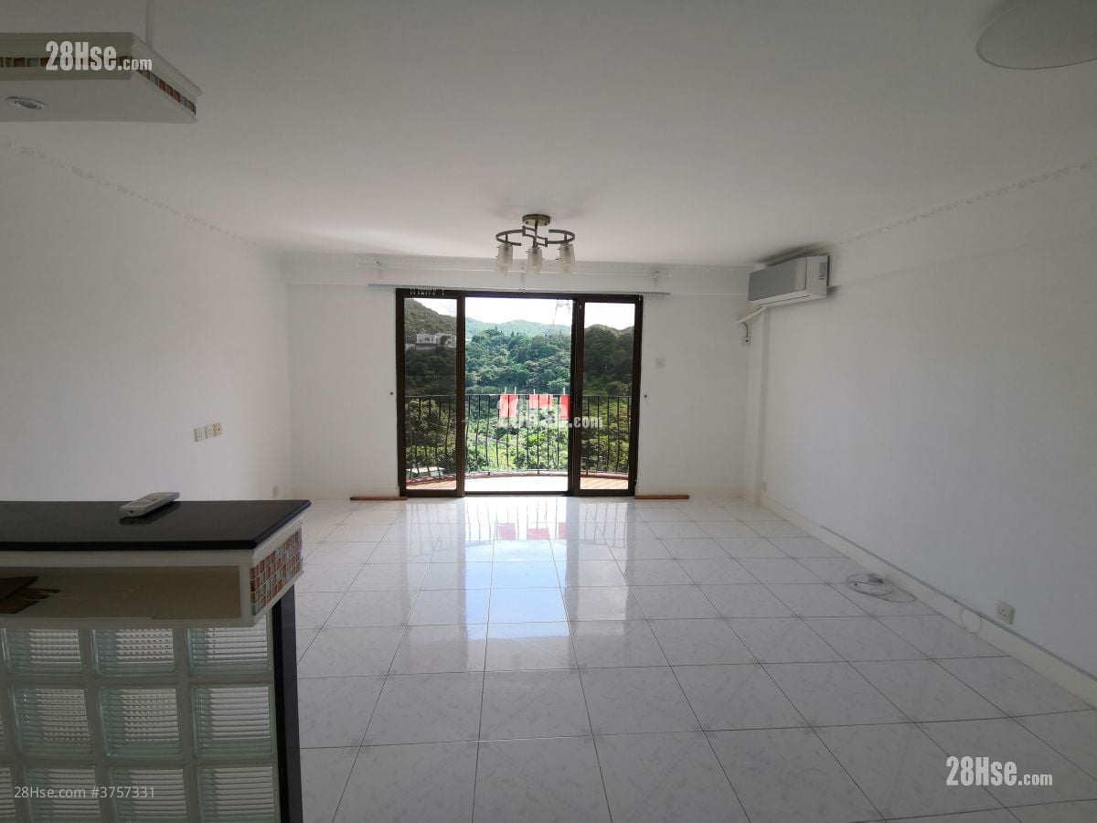 Pak Shek Rental 3 Bedrooms , 1 Bathroom 700 ft²