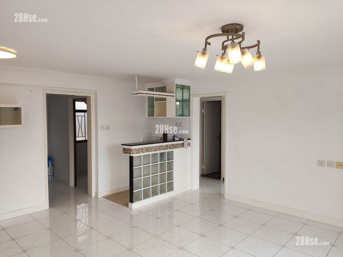 Pak Shek Rental 3 Bedrooms , 1 Bathroom 700 ft²