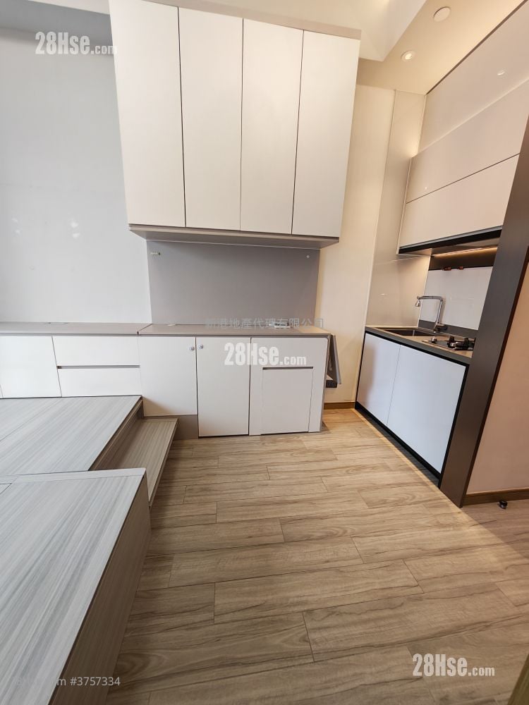 The Vantage Sell 1 Bedroom , 1 Bathroom 277 ft²