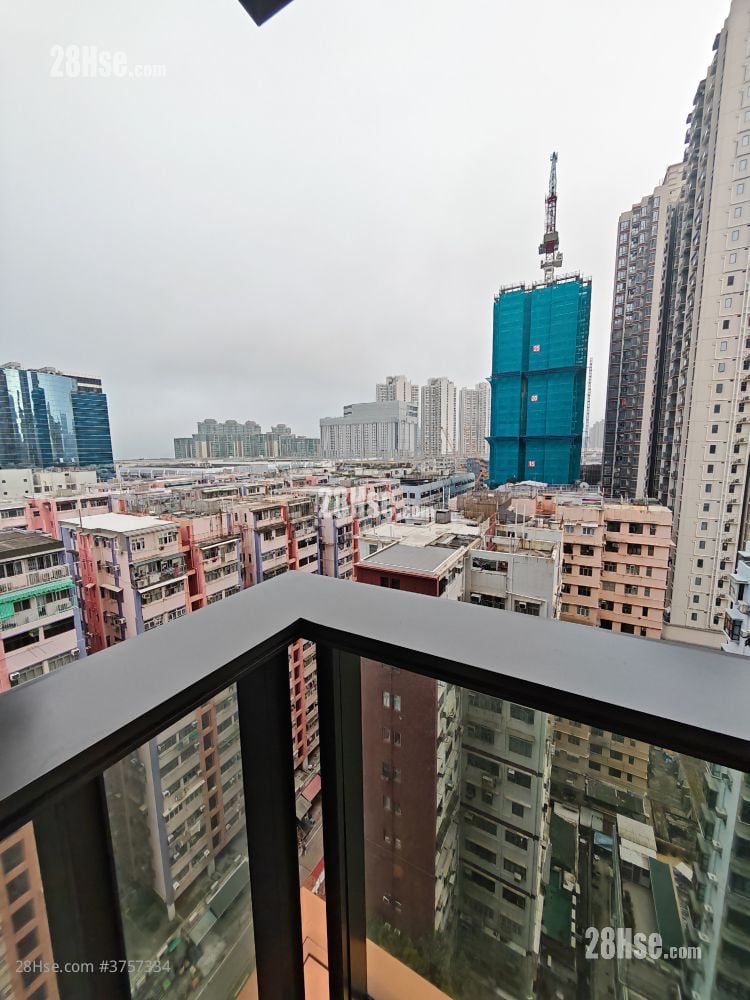 The Vantage Sell 1 Bedroom , 1 Bathroom 277 ft²